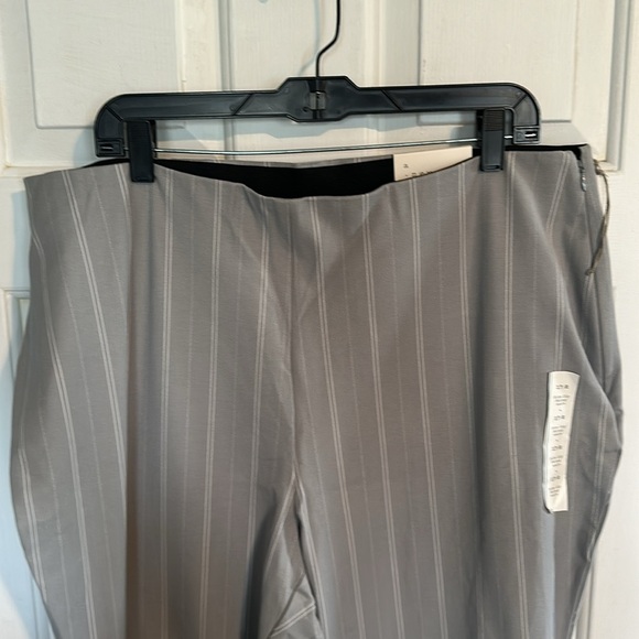 NWT a new day grey skinny ankle pant size 17 - Picture 3 of 6